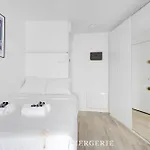 Elegant Quartier Montmartre Διαμέρισμα *